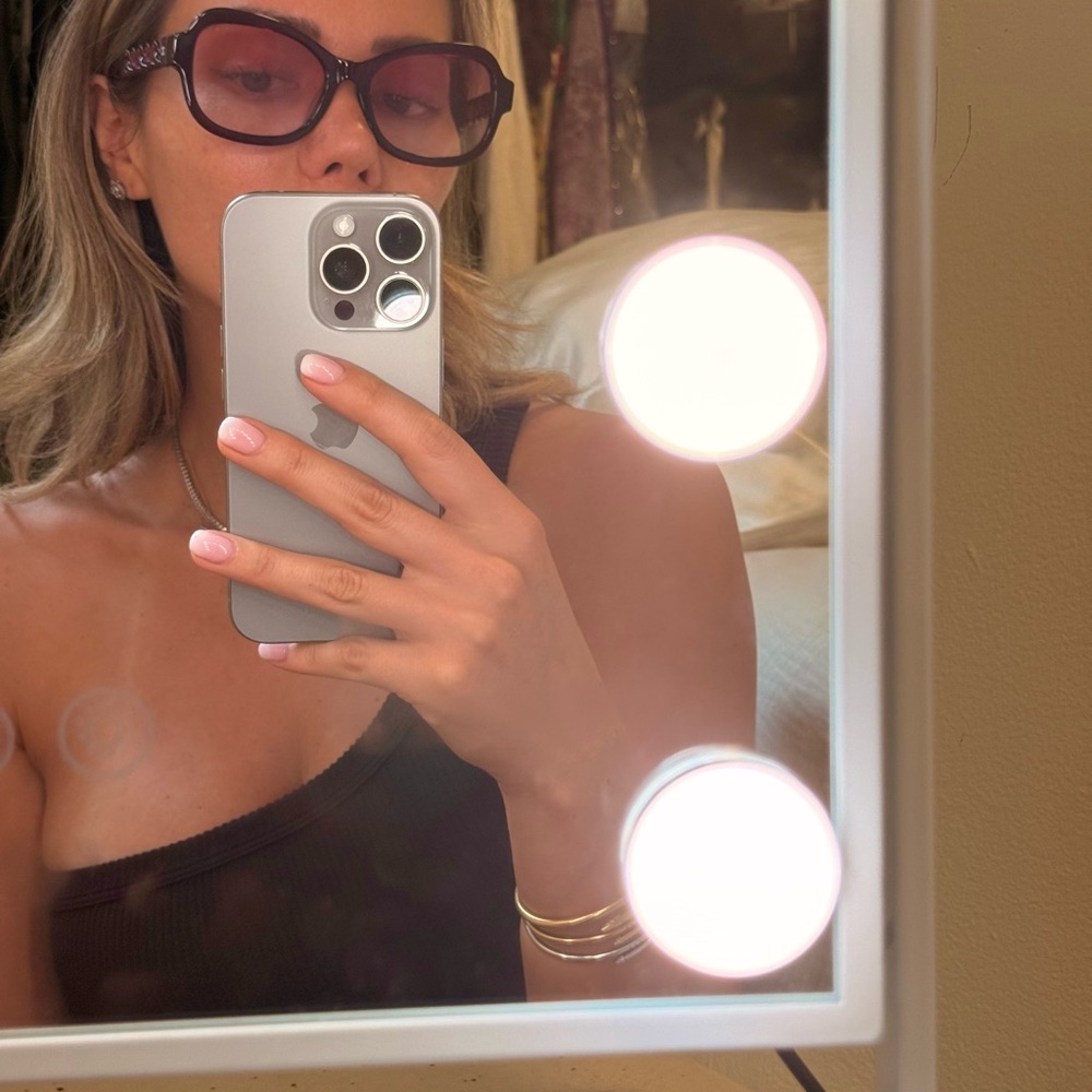 CHANEL Burgundy and Black Sunglasses - Picture 3 of 11